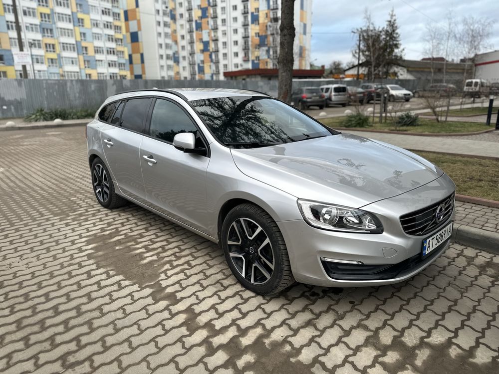 Продам Volvo v60 2017