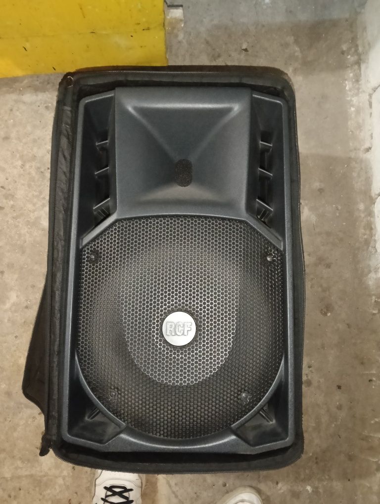 Kolumny RCF 712mk2
