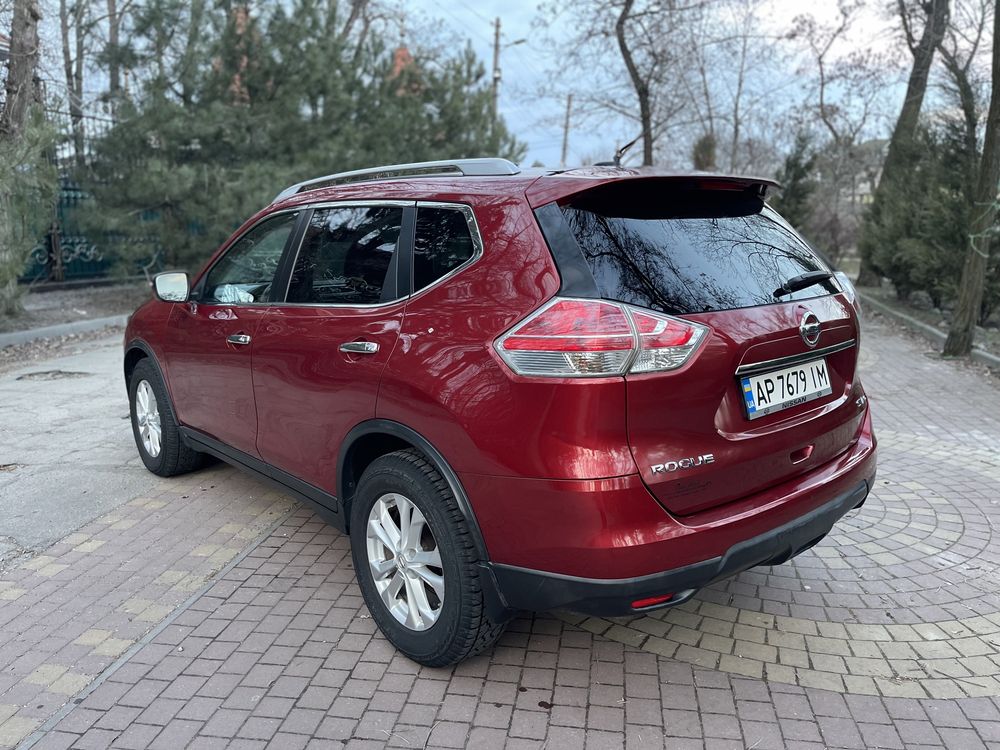 Nissan Rogue 2.5 4WD AUTOMAT