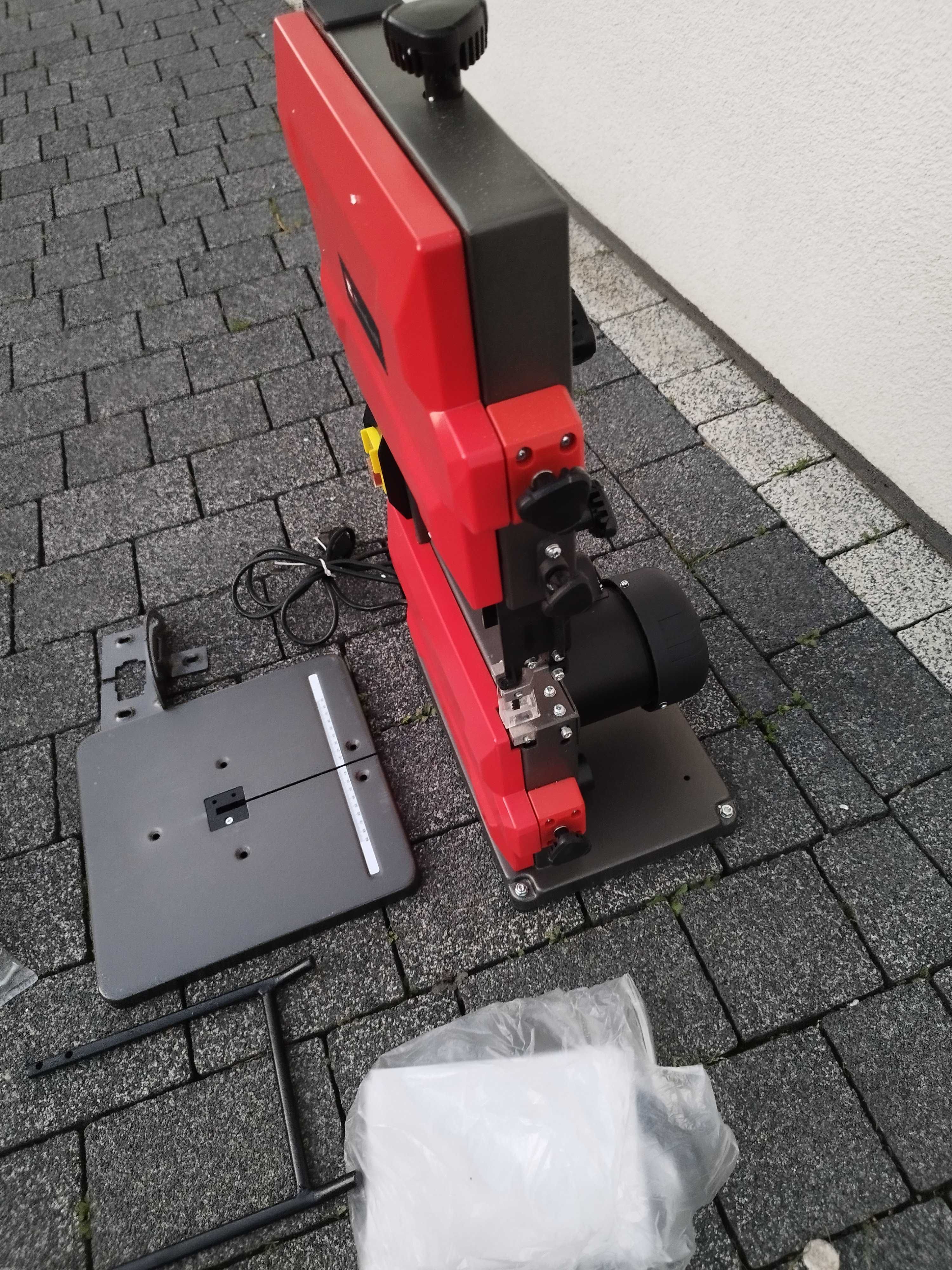Piła taśmowa Einhell TC-SB 200/1 220 z z roku 2024 jak nowa