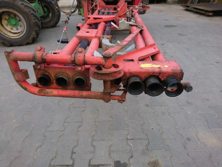 Rozsiewacz nawozu Rauch aero 1112