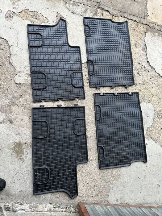 MERCEDES 447  Vito Metris v klasa  nowe dywaniki gumowe w