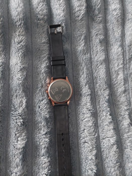 Nowy czarny zegarek damski