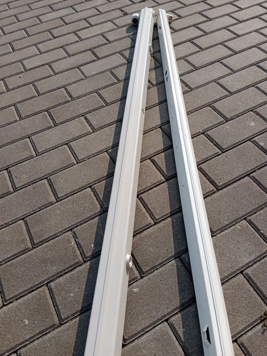 Lampa LED, świetlówka z oprawą Nowe