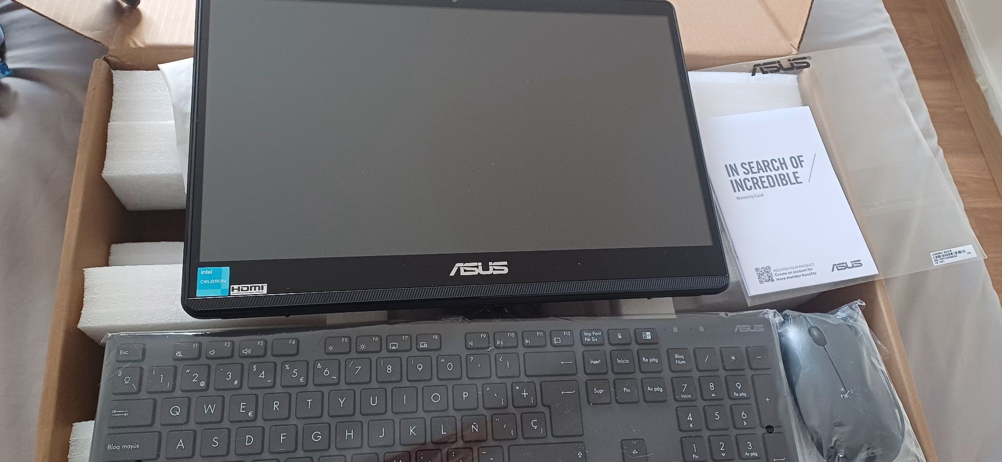 VENDO ASUS All in one Novo