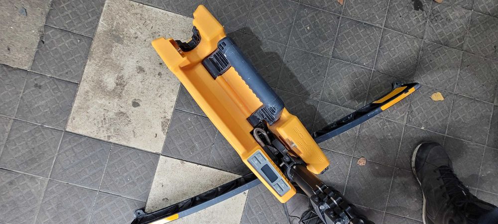 Solaris PRO Akumulatorowa lampa maszt