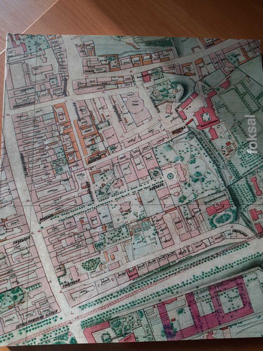 książka o konkursie na zabudowę ulicy Foksal w Warszawie