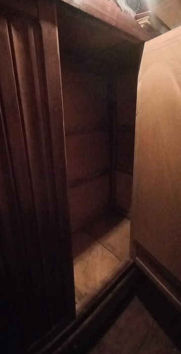 Guarda fatos com 1 porta e uma gaveta