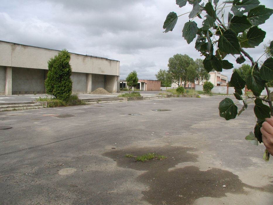 Будівля торгово-промислового комплексу