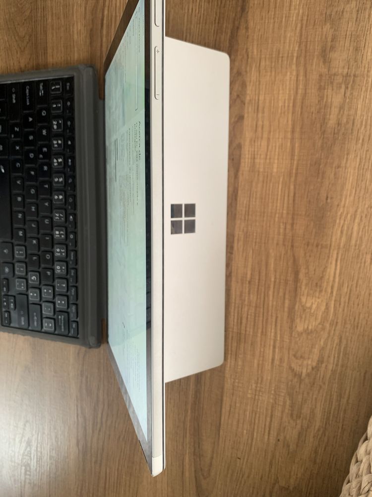 Surface Pro 7 + Teclado Type Cover