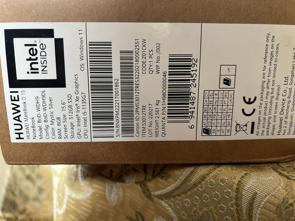 Huawei Matebook D15 i5 8gb ram 512gb ssd