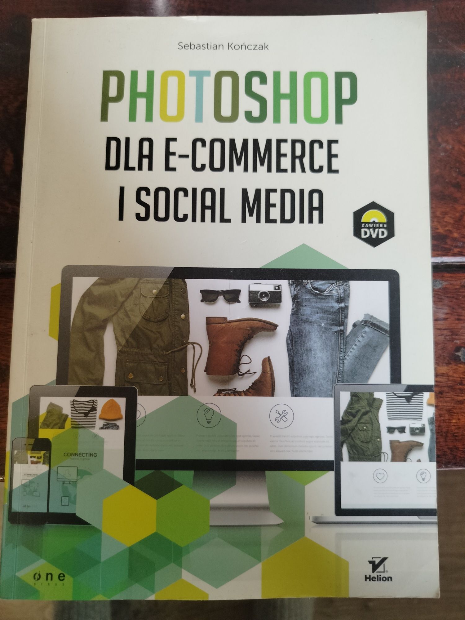 "Photoshop dla e-commerce i docisk media" książka z płytą DVD
