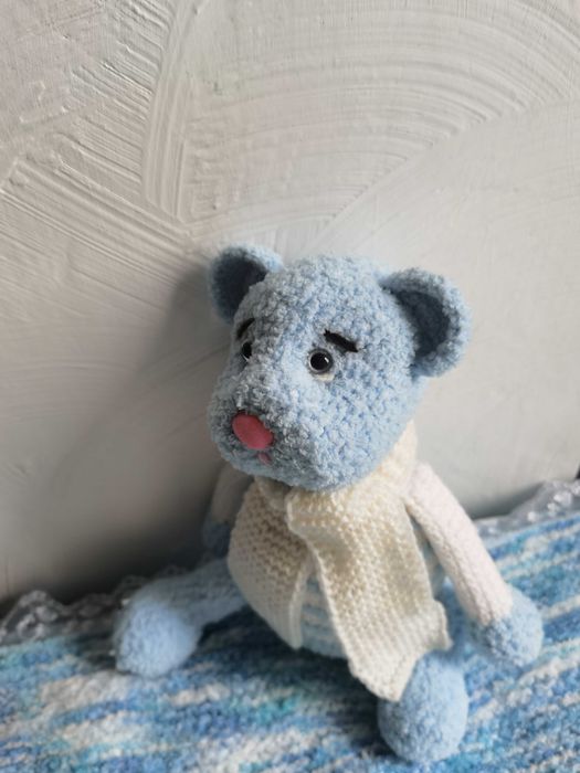 В'язаний Мишутка- - м'який.