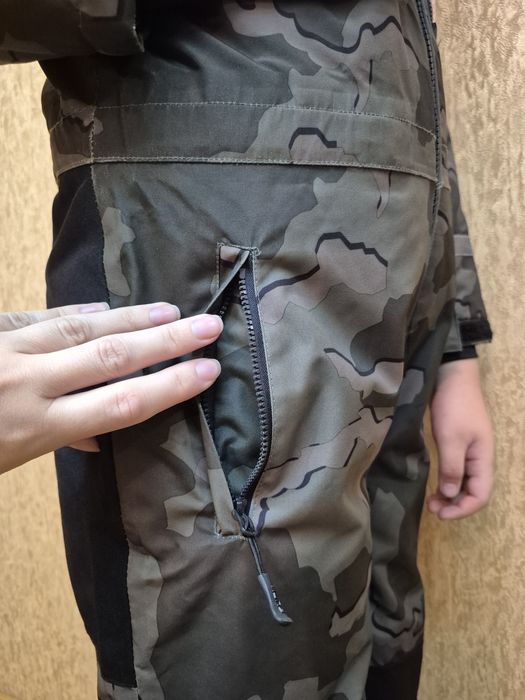 Комбінезон зимовий суцільний