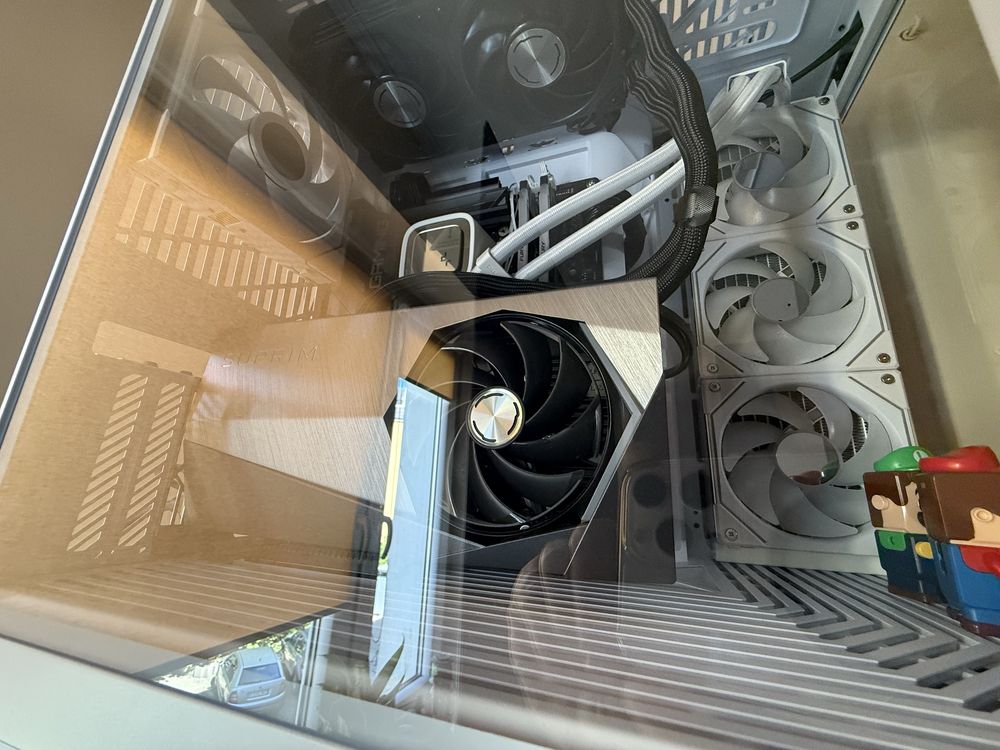 Komputer Intel i9 14900KF MSI geforce rtx 4090 suprim Z790 32G DDR 5