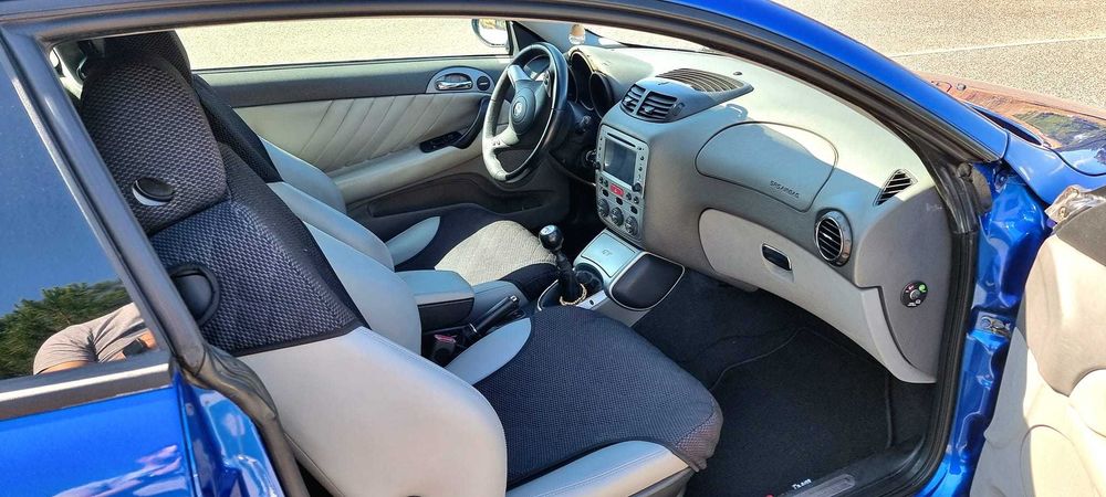 Alfa Romeo GT 1.9 JTDm CF4 ( BluAtlantico )