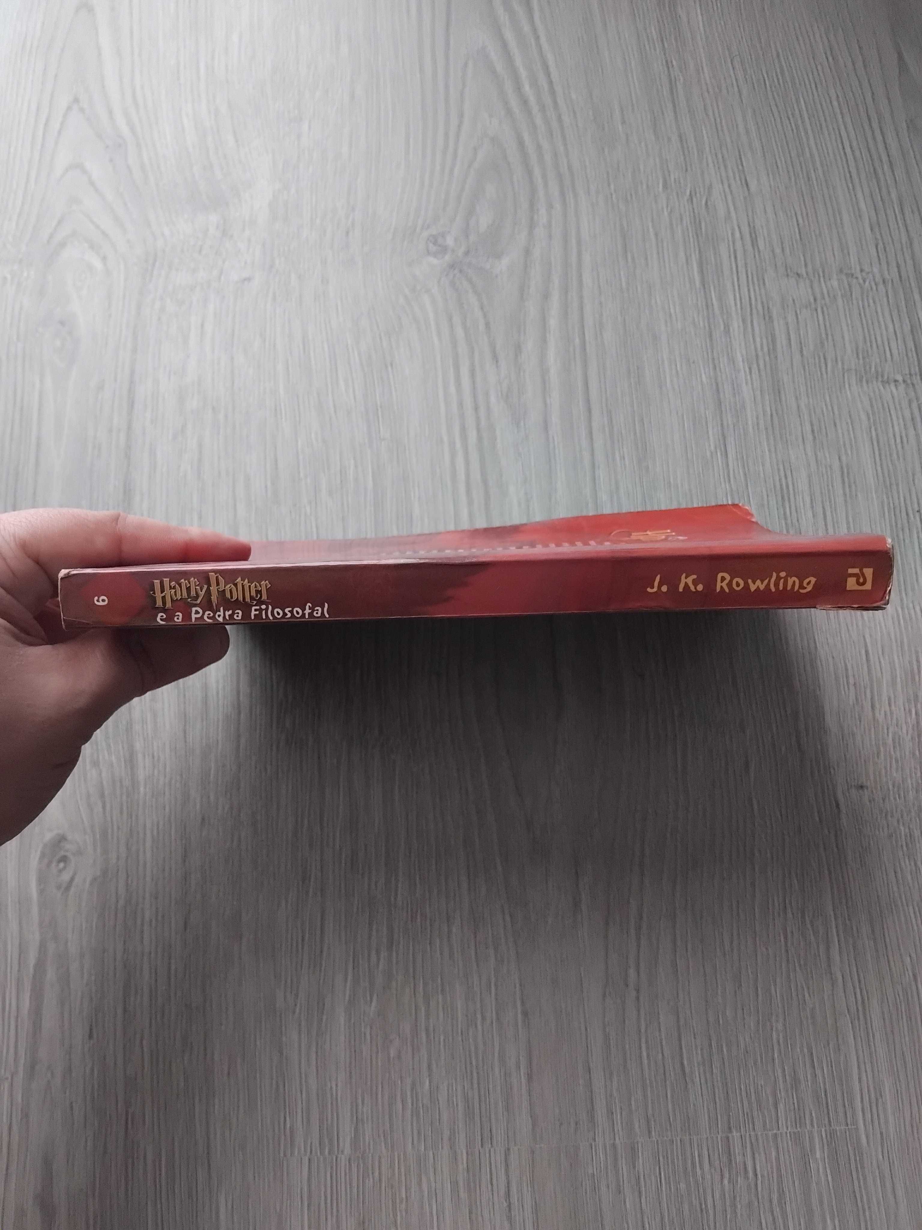 Livro Harry Potter e a Pedra Filosofal 7ª Edição