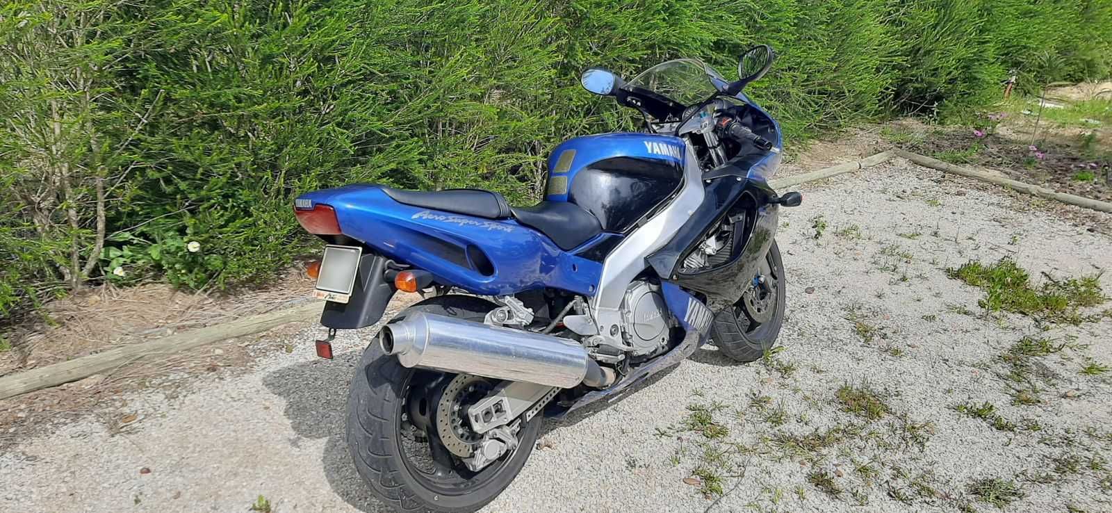 Yamaha YZF 1000 R