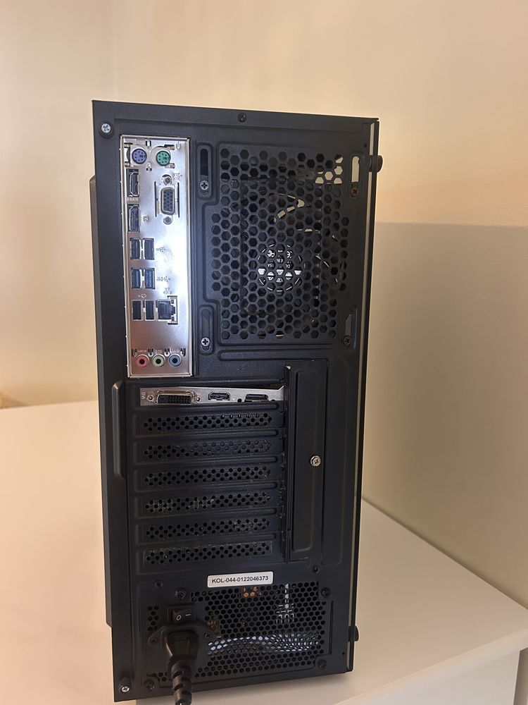 Computador torre Gamer