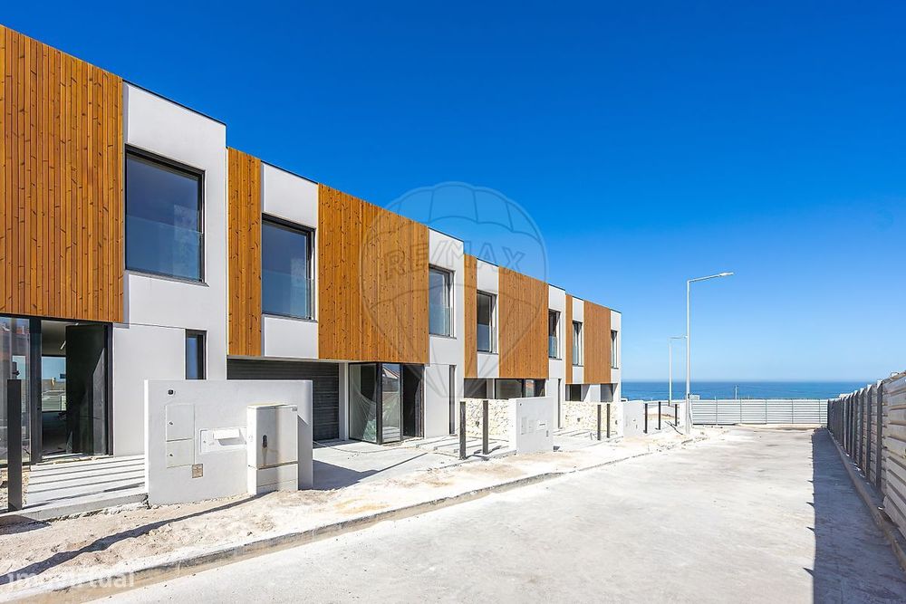 Moradia T4 para venda