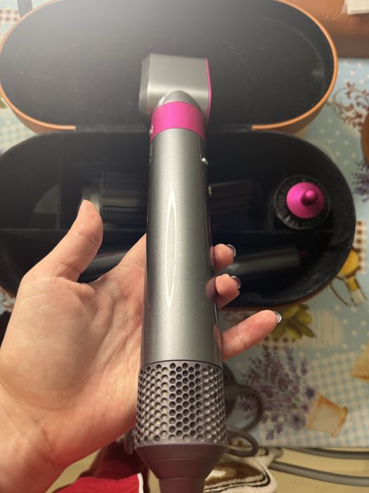 Dyson перша серія