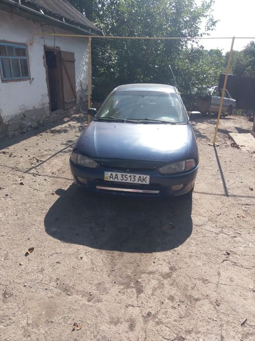 Продам Мітсубісі Кольт 1.3 г/б 1996 рік
