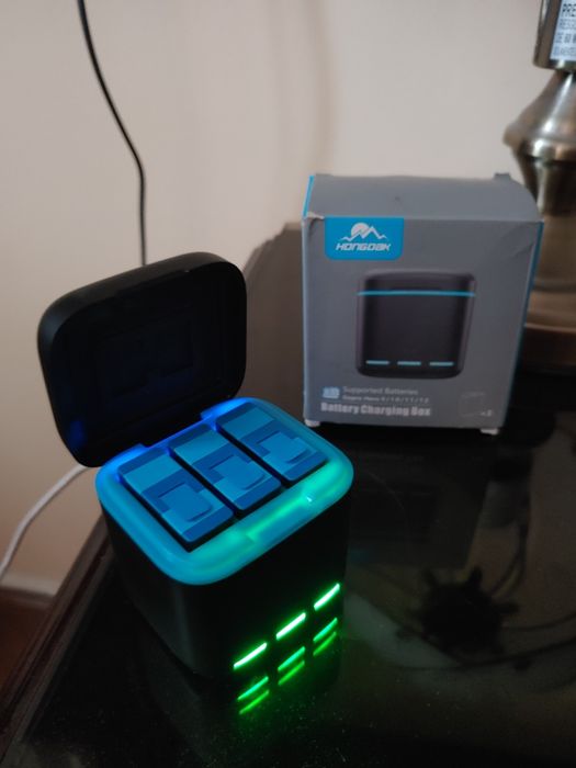 Зарядний пристрій із акумуляторами GoPro Hero 9 10 11 12