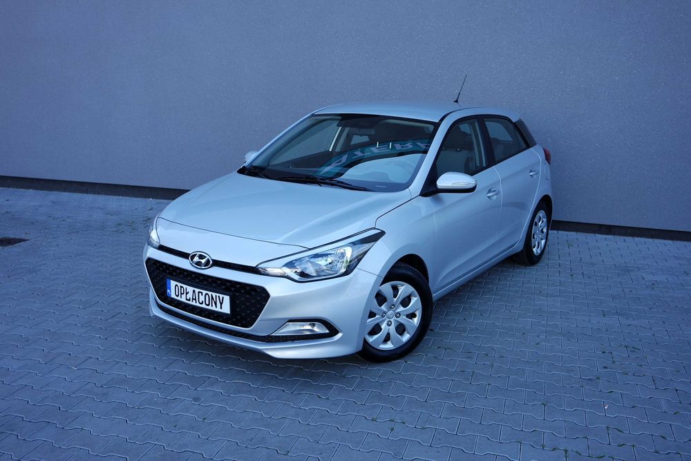 Hyundai i20 1.2 benzyna idealny stan jak nowy sprowadzony z Niemiec
