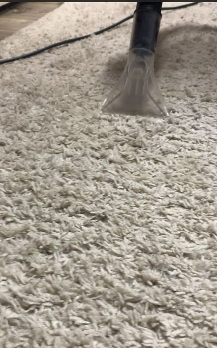 Хімчистка виїзна  чистка  мʼ яких меблів, килимів . Діє знижка