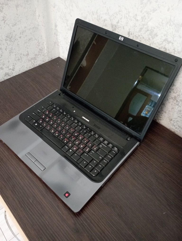 Ноутбук Hp 530 в рабочем состоянии