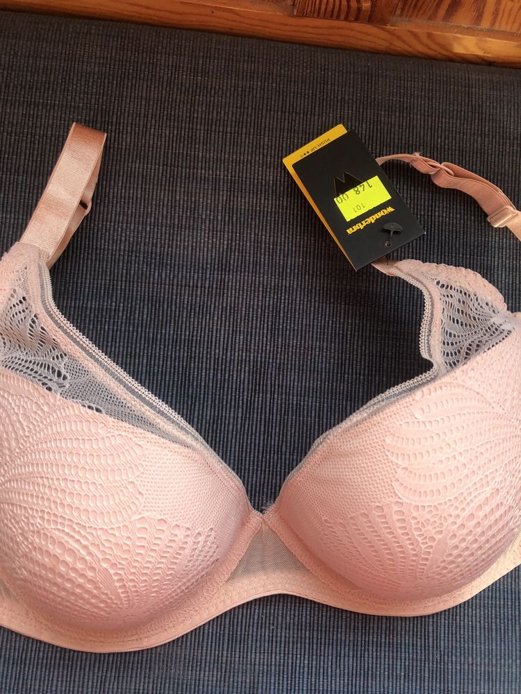 Nowy biustonosz Wonderbra 70G