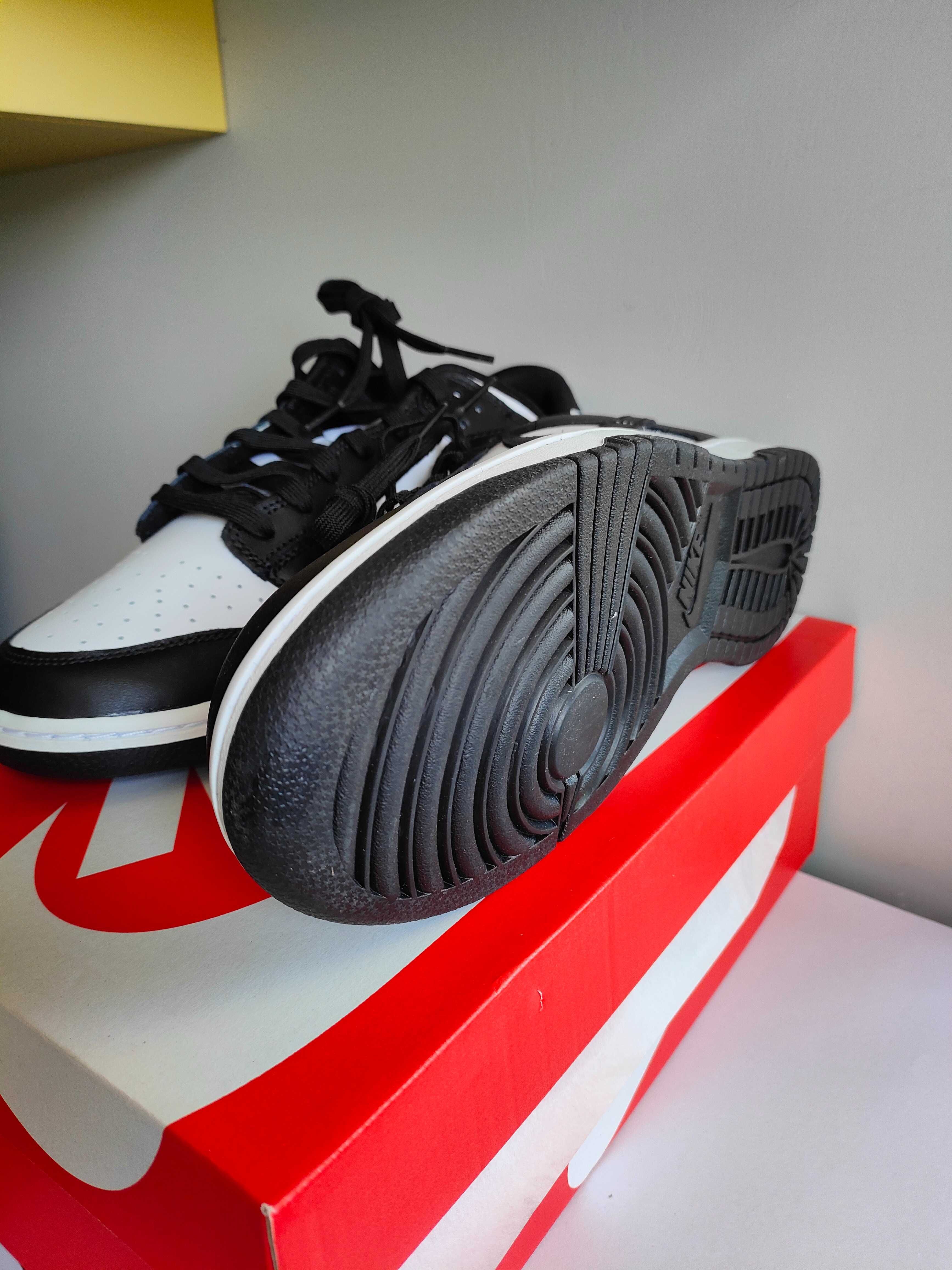 Buty Nike Dunk Low Panda Black White 45,5