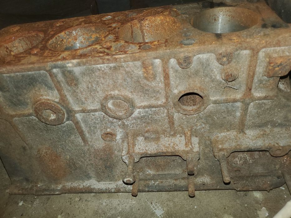 Блок мерседес 123