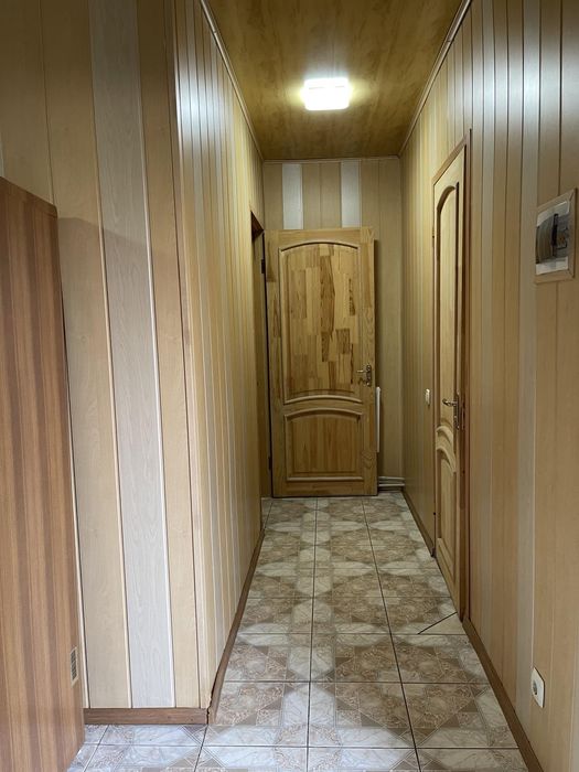 Без % сдаётся 2к дом  для семьи до 4 человек.