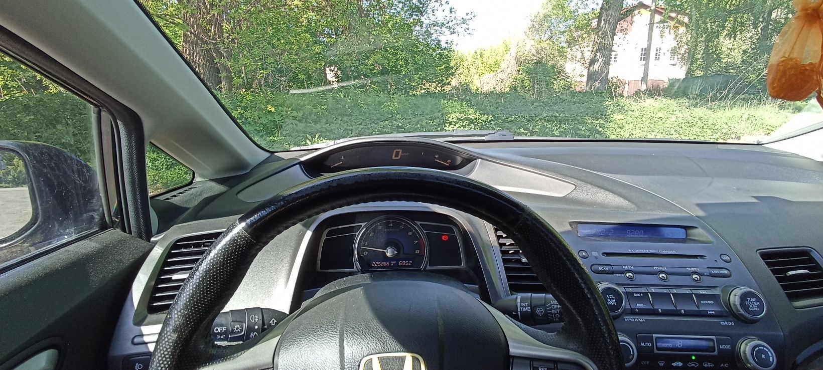 Honda civic 4d (2007, 1.8 газ/бензин)