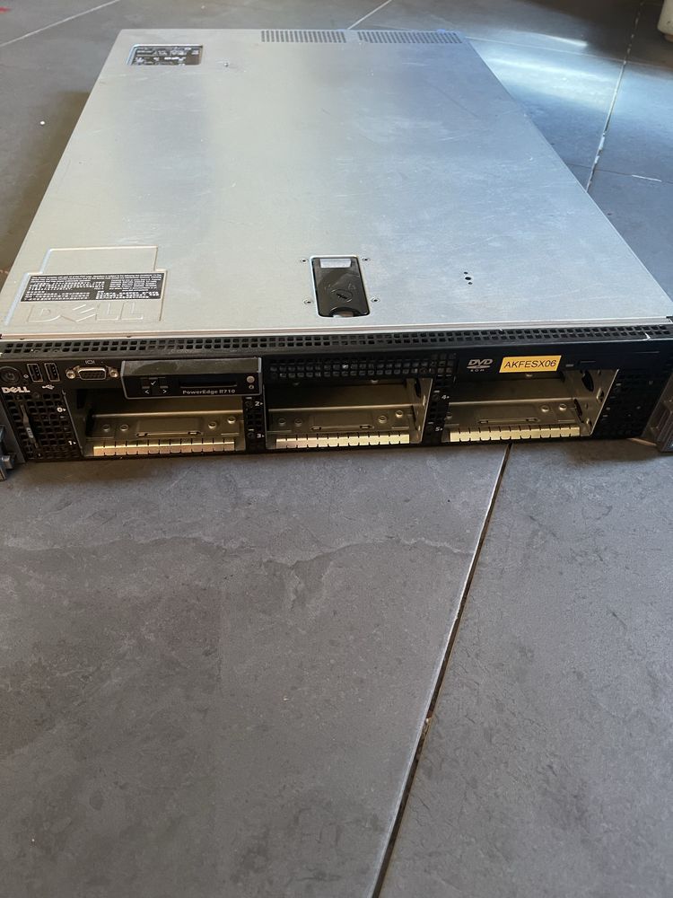 Сервер Dell poweredge R710, R220