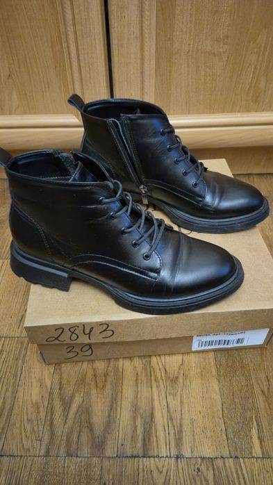 Ботинки 39р, шкіряні, весна осінь