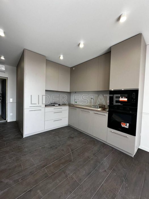 Продаж 1,5 кімнатну кварти боздош ЖК "Радіщева Новий" Ужгород