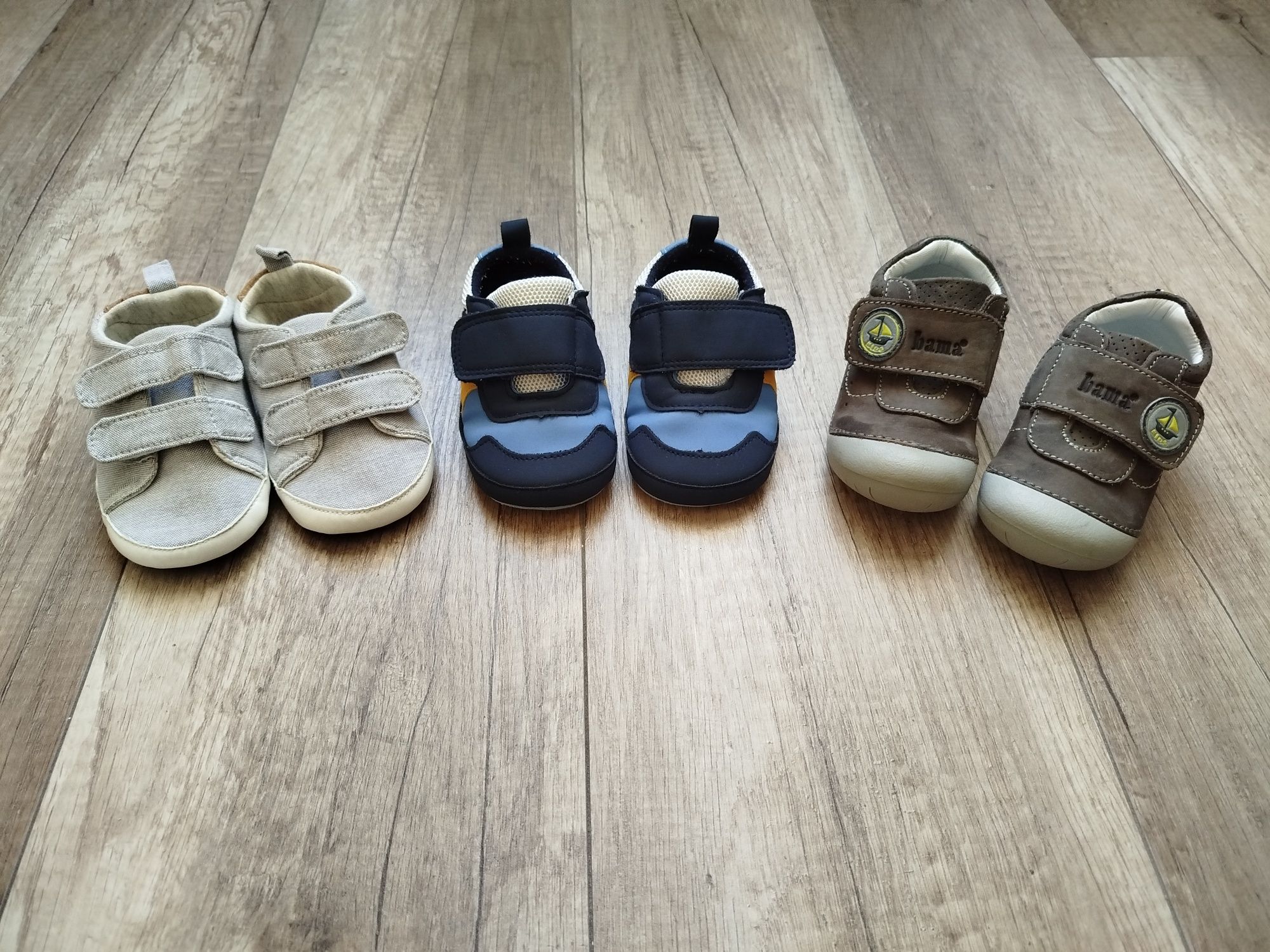Zestaw buty niechodki rozmiar 21, 22