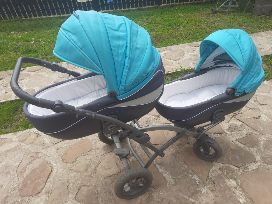 Дитяча дкаляска для двійні Tako