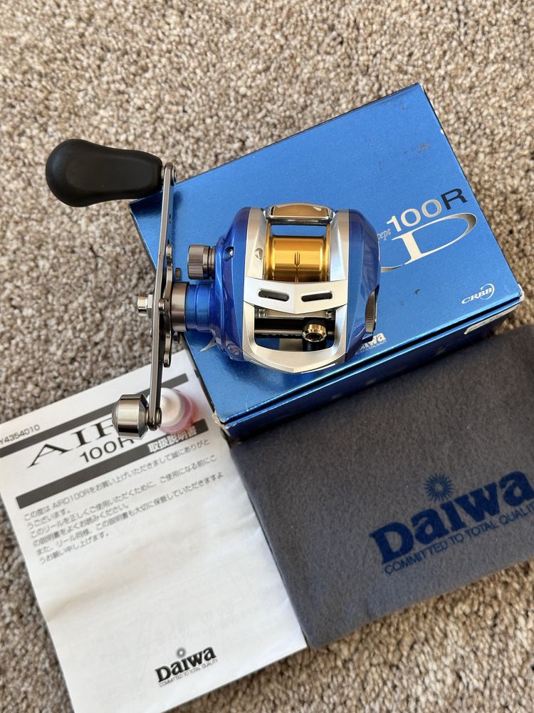 Кастингова риболовна  котушка DAIWA AIRD 100R  5.8:1 Made in Japan