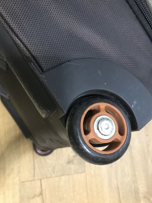 Сумка FUL дорожня на колесах.