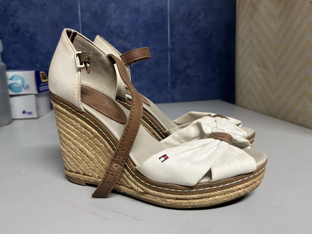 Sapatos tommy hilfiger