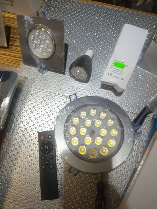 18w
Panel LED oświetlenie łazienkowe kuchnia biuro żarówki GU10