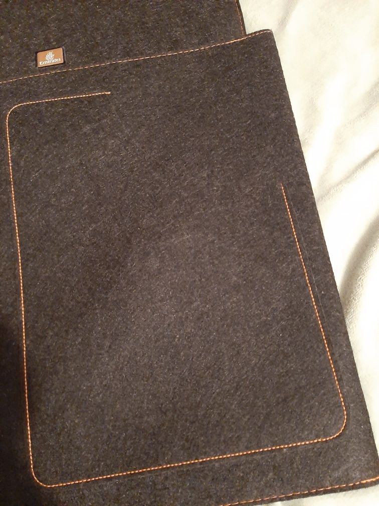 Pokrowiec etui z filcu