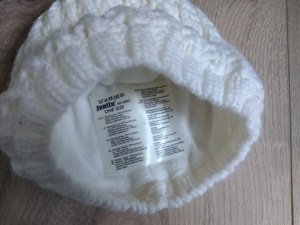 Czapka dla dziewczynki Nowa