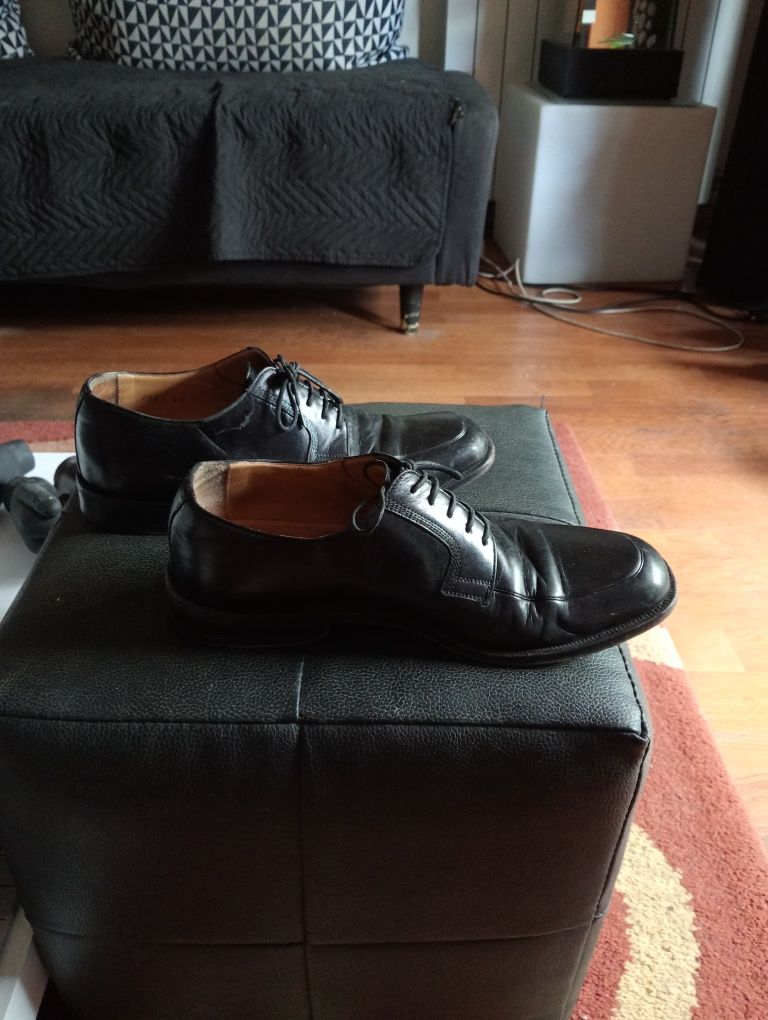 Sapatos clássicos