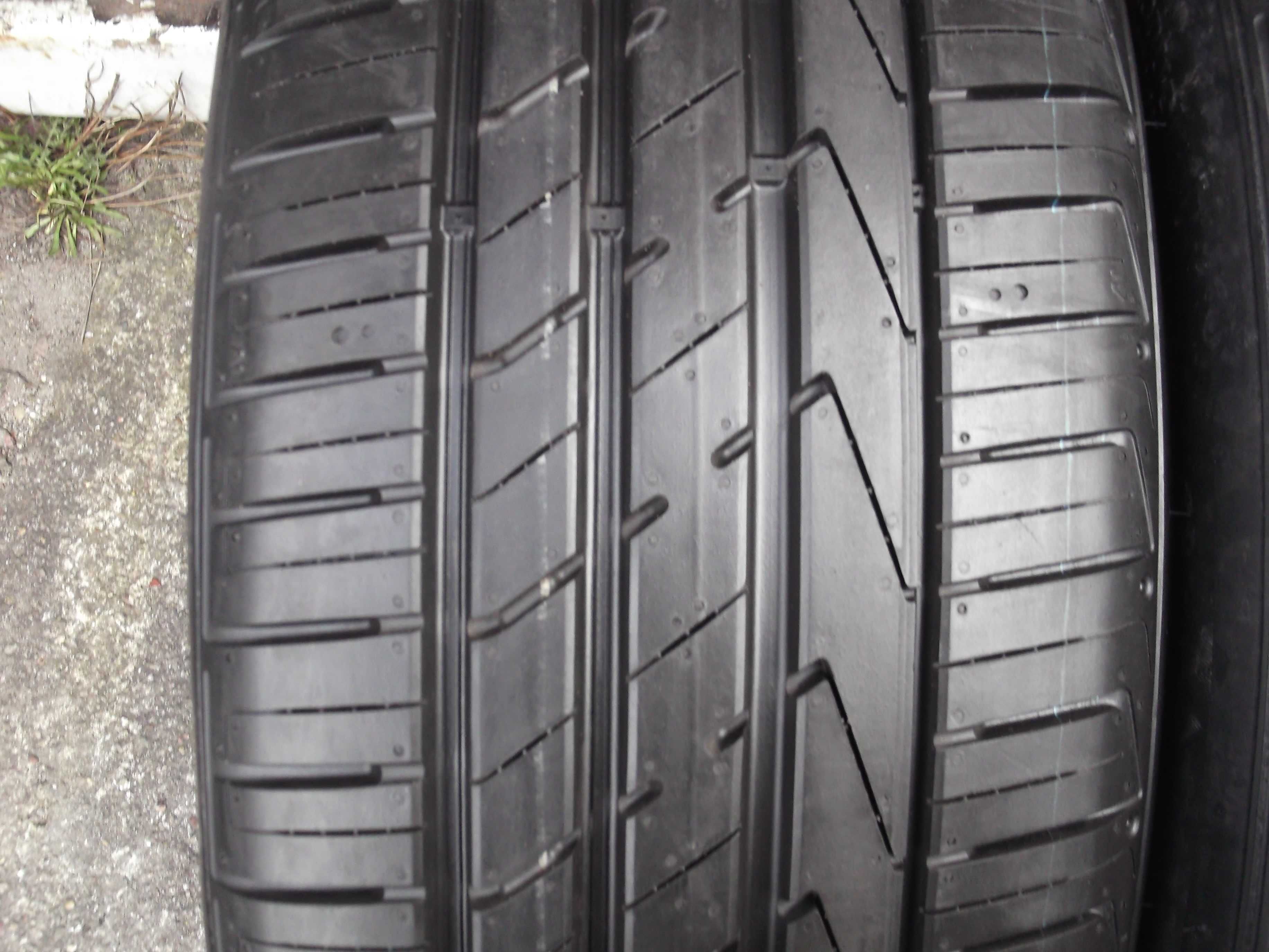 Opony 235/55/18 Hankook 2szt DEMO