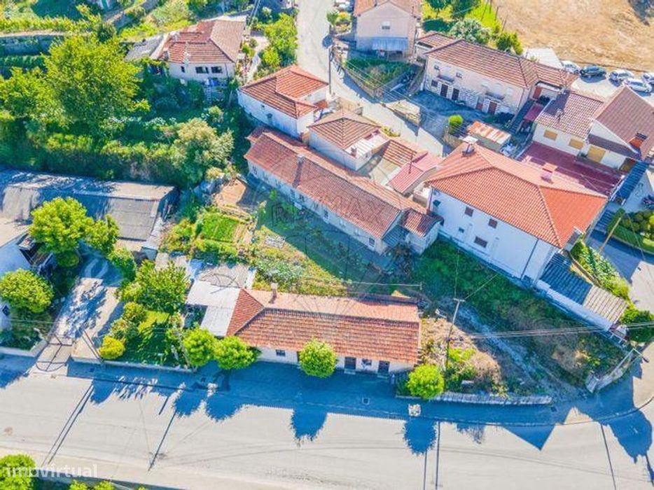 Moradia T11 para venda