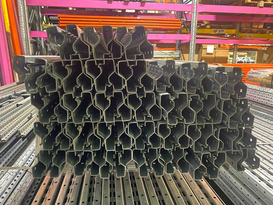 Паллетные стеллажи новые и б/у В наличии Стелажі в наявності